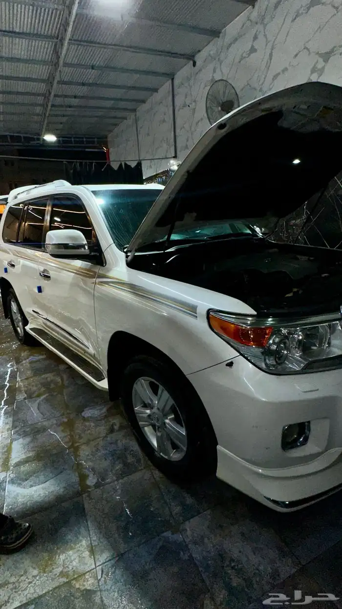 لاندكروزر 2013 بريمي 8 سلندر 18