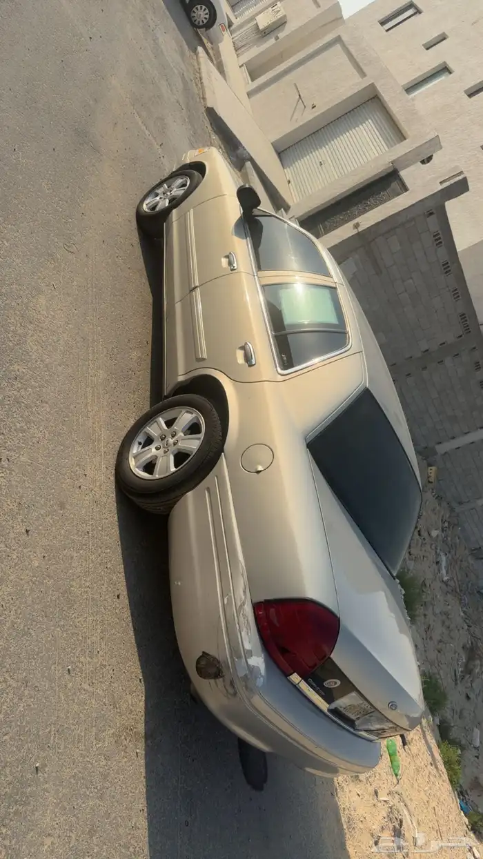 فورد كراون فكتوريا 2