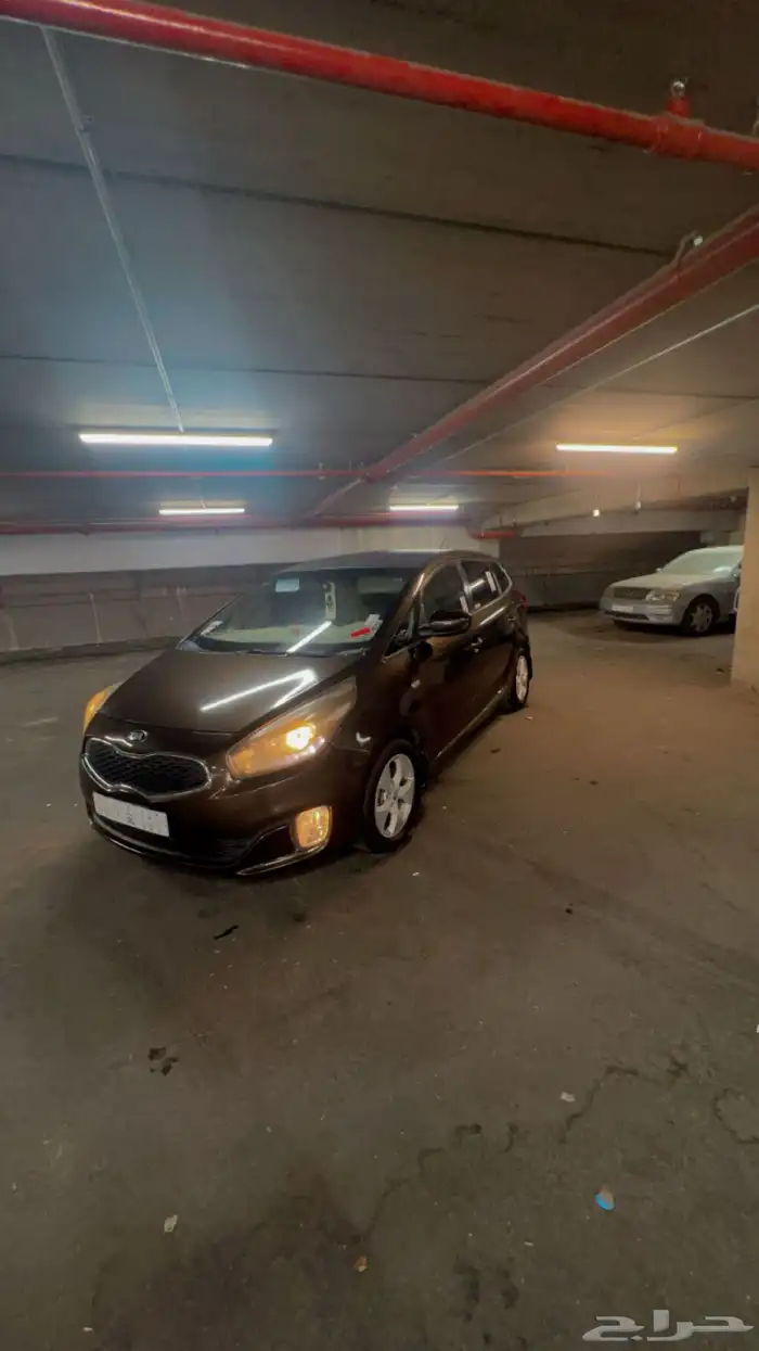 كيا كارنز 2015 ستاندر للبيع 1