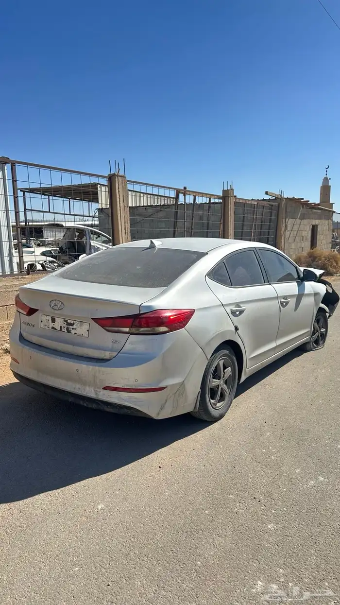 هونداي افانتي 2018 مصدومه 10