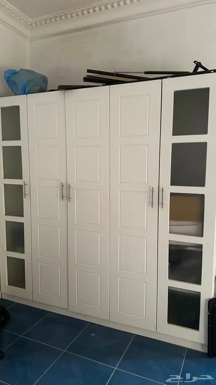 دولاب للبيع 0