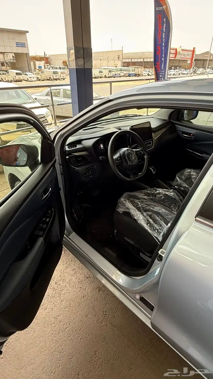 سوزوكي بالينو 8