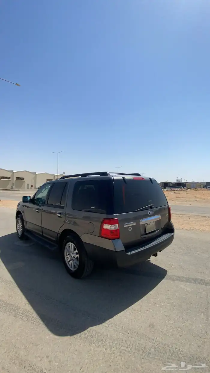 للبيع فورد اكسبيدشن 2011 قصير بدون دبل 8