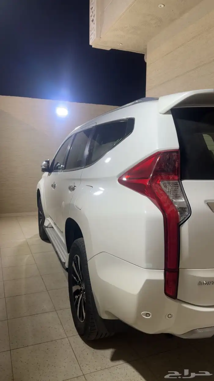 ميتسوبيشي مونتيرو 2018 0