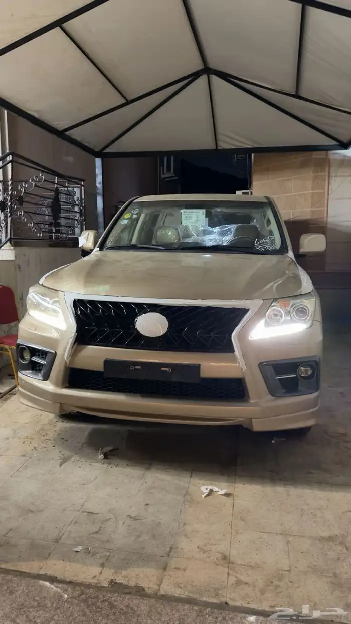 جيب لكزس 2011 2