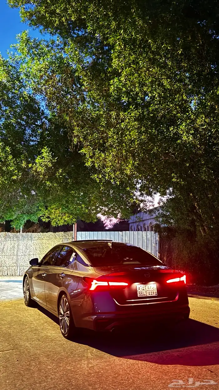 نيسان التيما 3