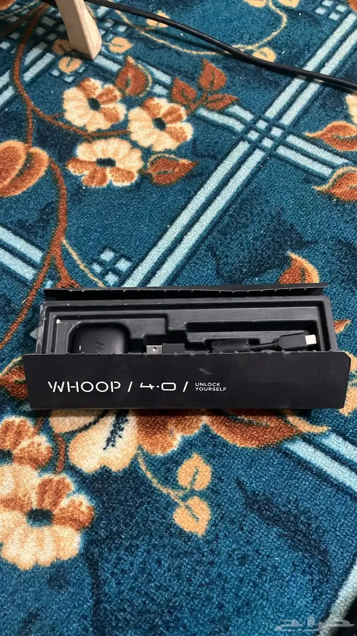 شاحن سوار whoop الاصدار4.0 فقط الشاحن للبيع نظيف السعر 80 0