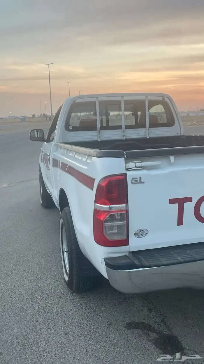 للبيع هلكس 2013 غمارةGLX   شرط المحركات 8