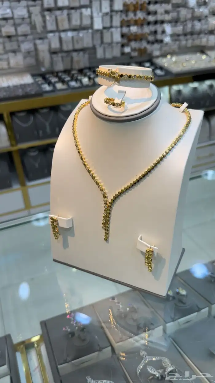 طقم بديل الذهب زركون 18