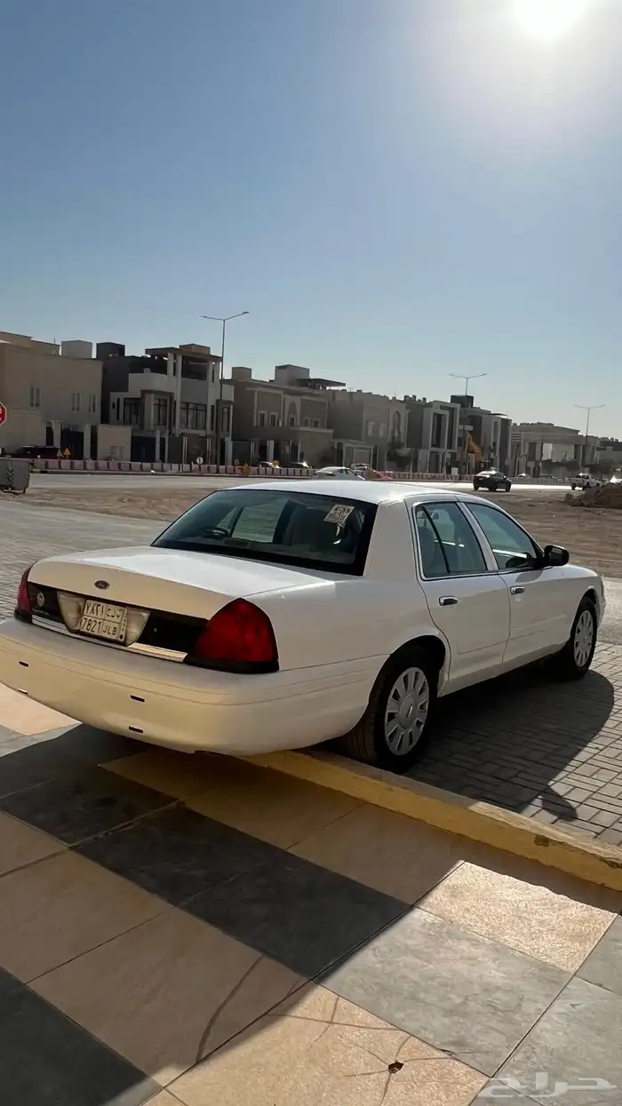 فورد فكتوريا 8