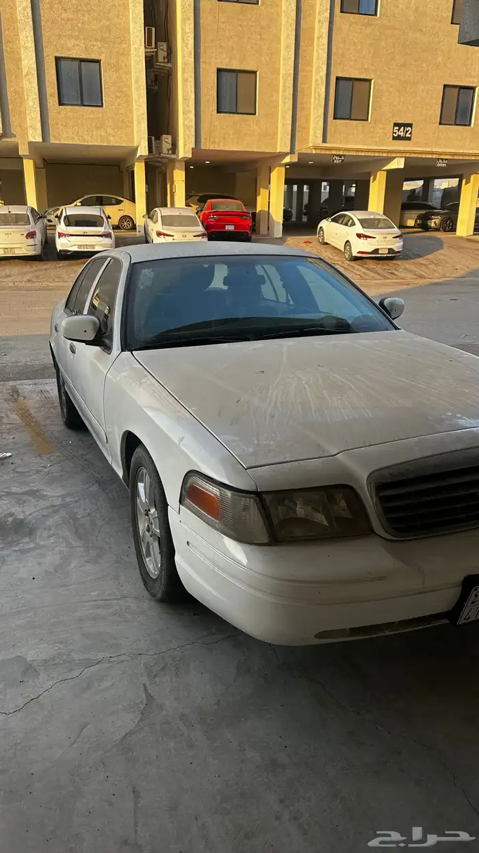 فورد فكتوريا 1