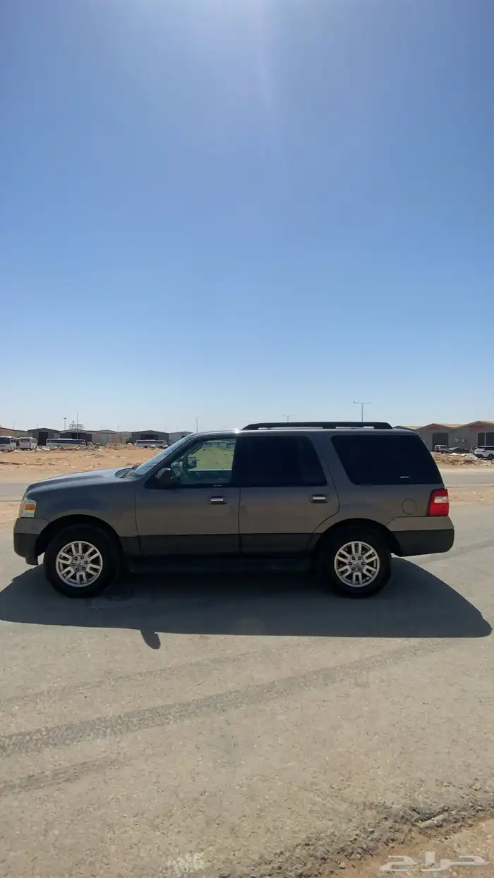 للبيع فورد اكسبيدشن 2011 قصير بدون دبل 10