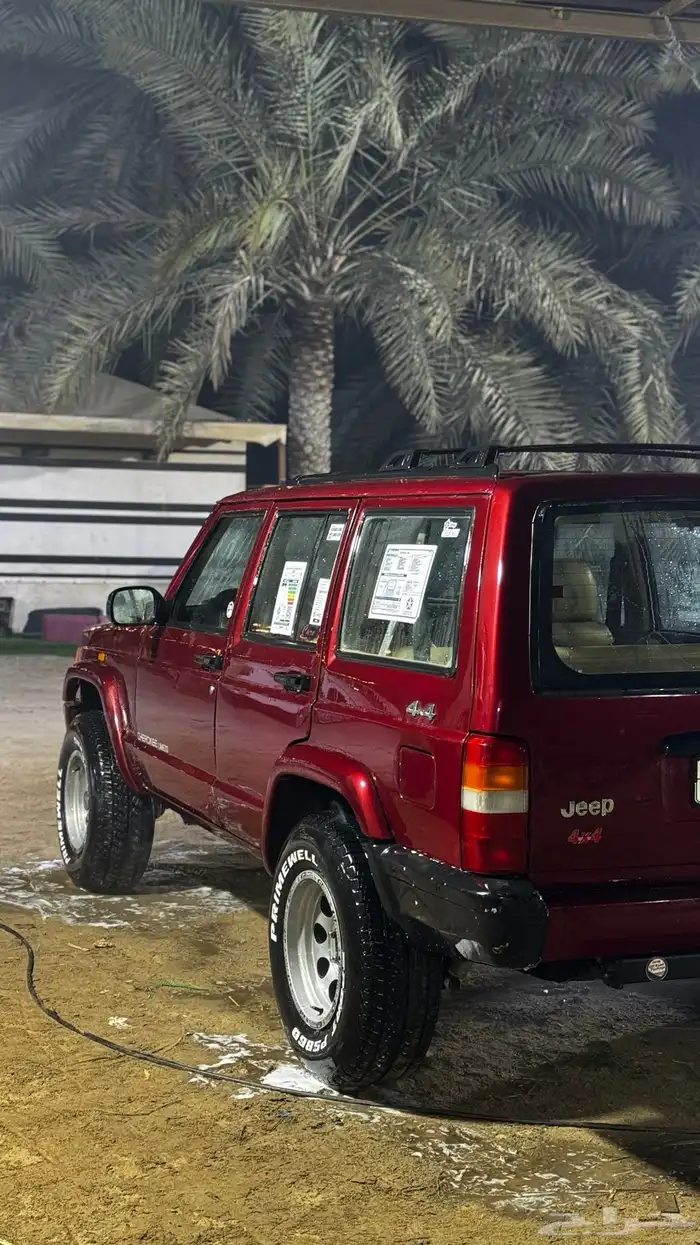 جيب شروكي للبيع 2