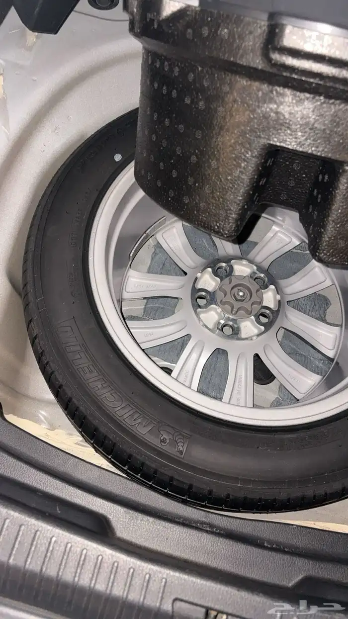 تويوتا افالون استاندر وكالة 28