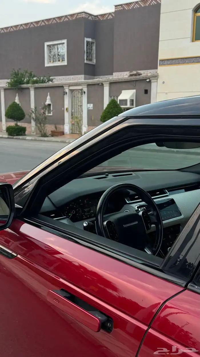 رنج روفر فيلار 1