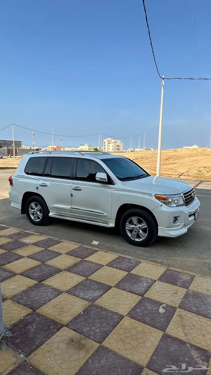 لاندكروزر 2013 بريمي 8 سلندر 1