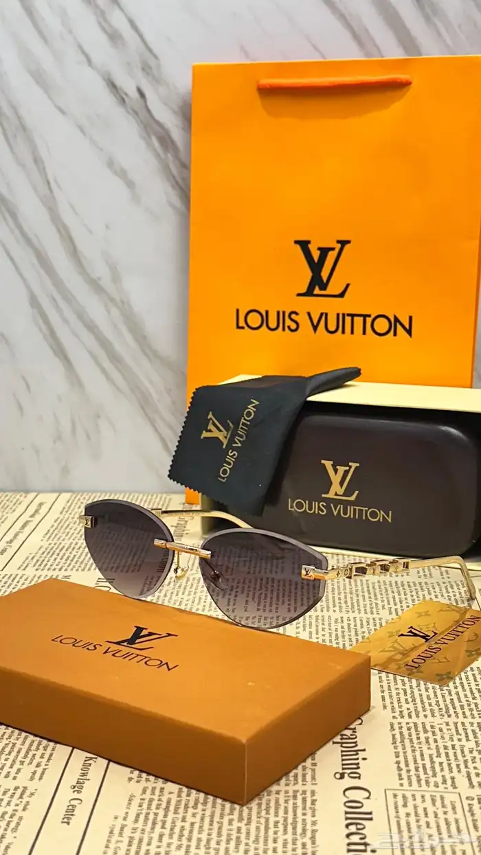 نظارات شمسية رجالية ونسائية ماركة 17