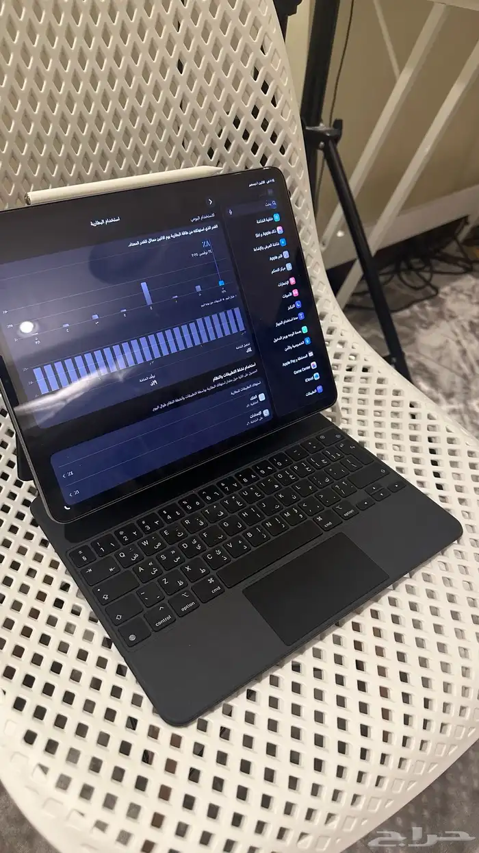 للبيع ايباد برو M2   ماجيك كيبورد   قلم 1