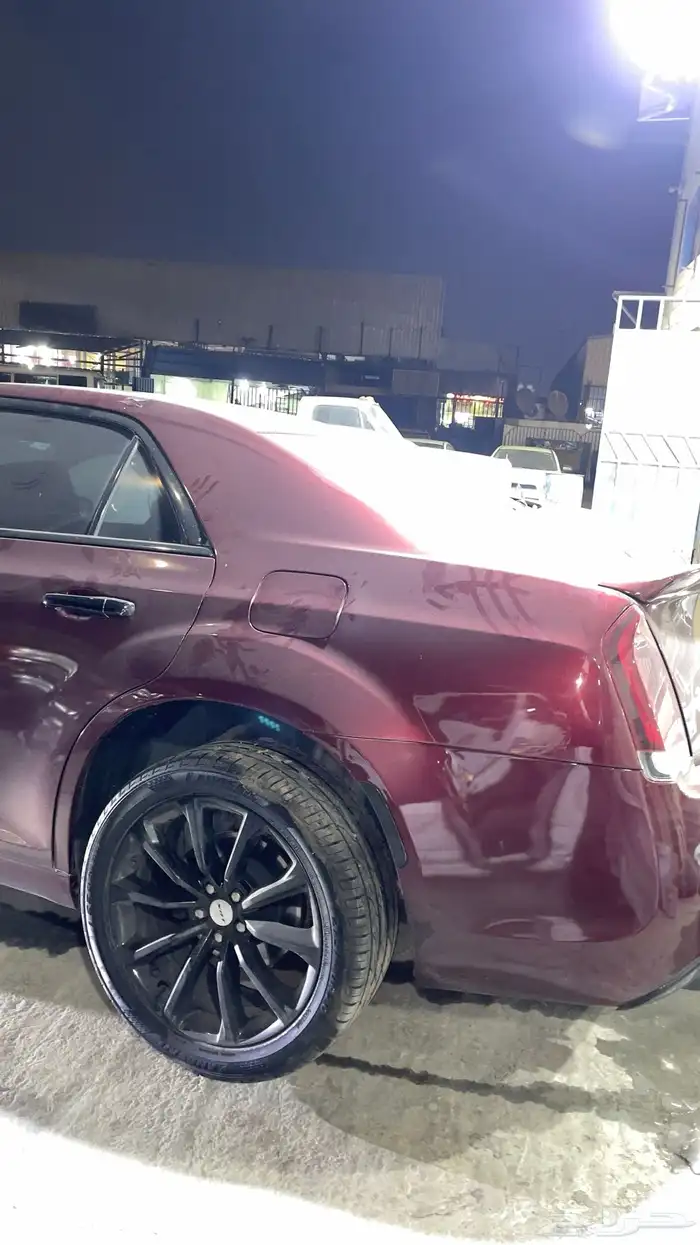 كرايزلر 5.7 V8 مصدومه 7