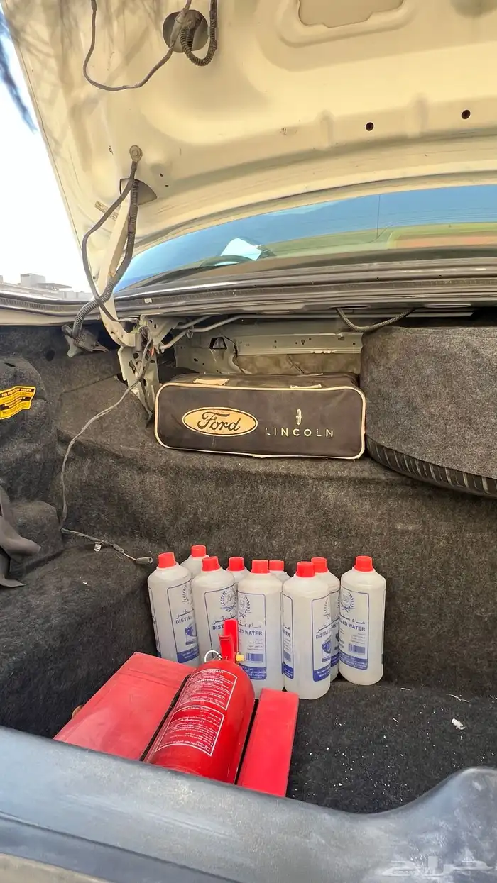 فورد فكتوريا 25