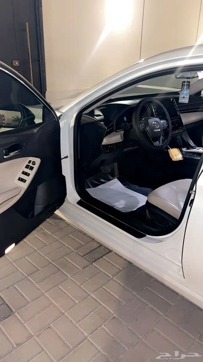 تويوتا افالون استاندر وكالة 19