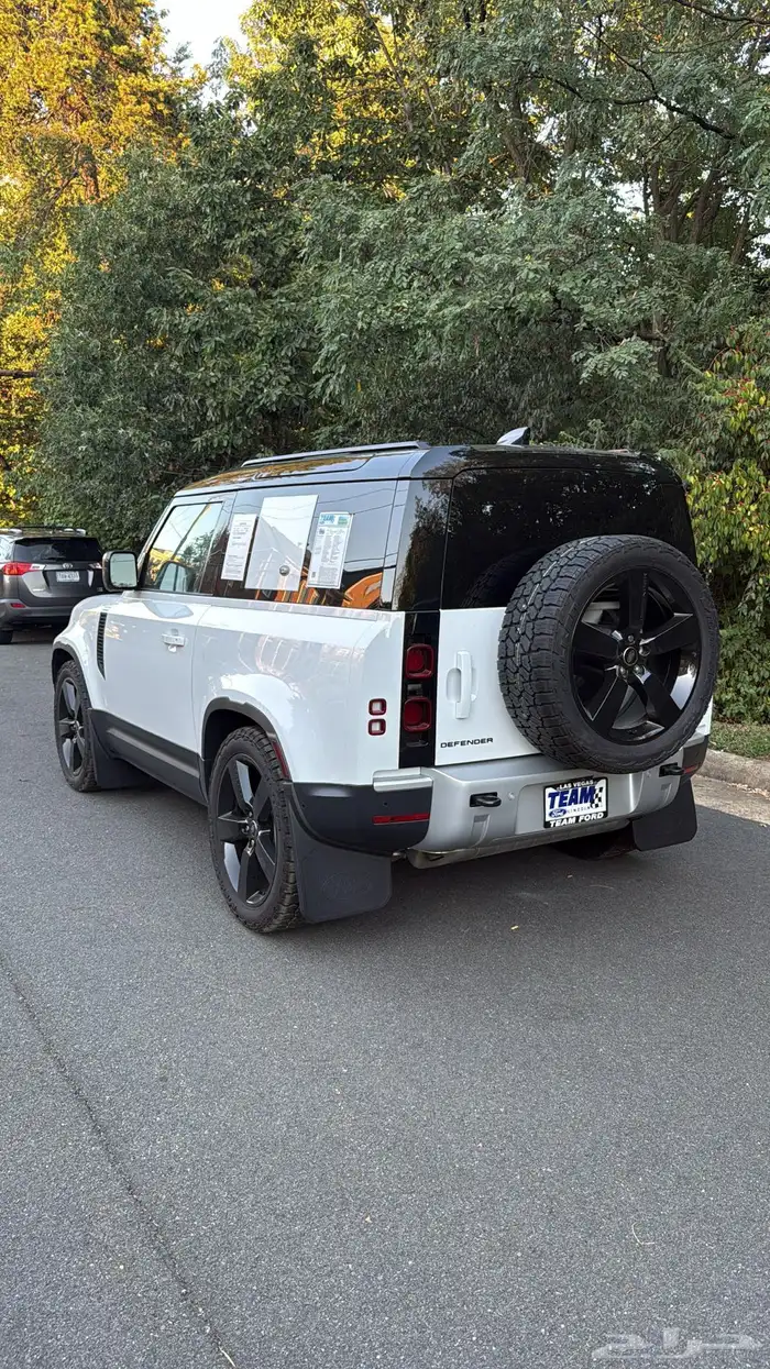 Land rover Defender 90 موديل 2023 V4 3