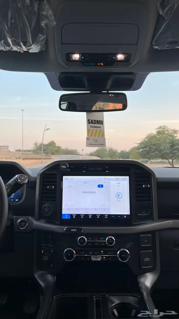 للبيع فورد أف F150 XLT جديد ممشى1250 كيلو فقط V8 أبيض 2025 16