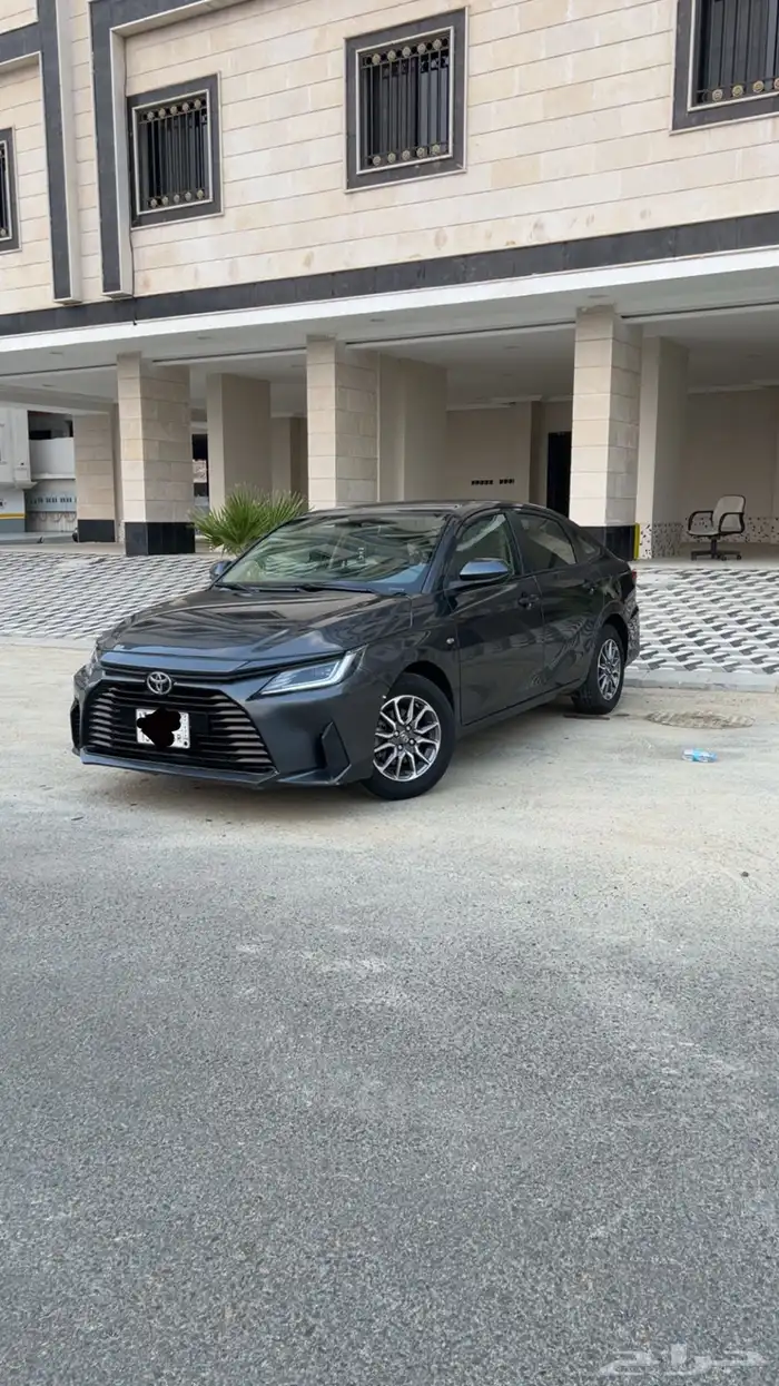 تويوتا يارس 2023 بحالة ممتازة وبسعر ممتاز 10