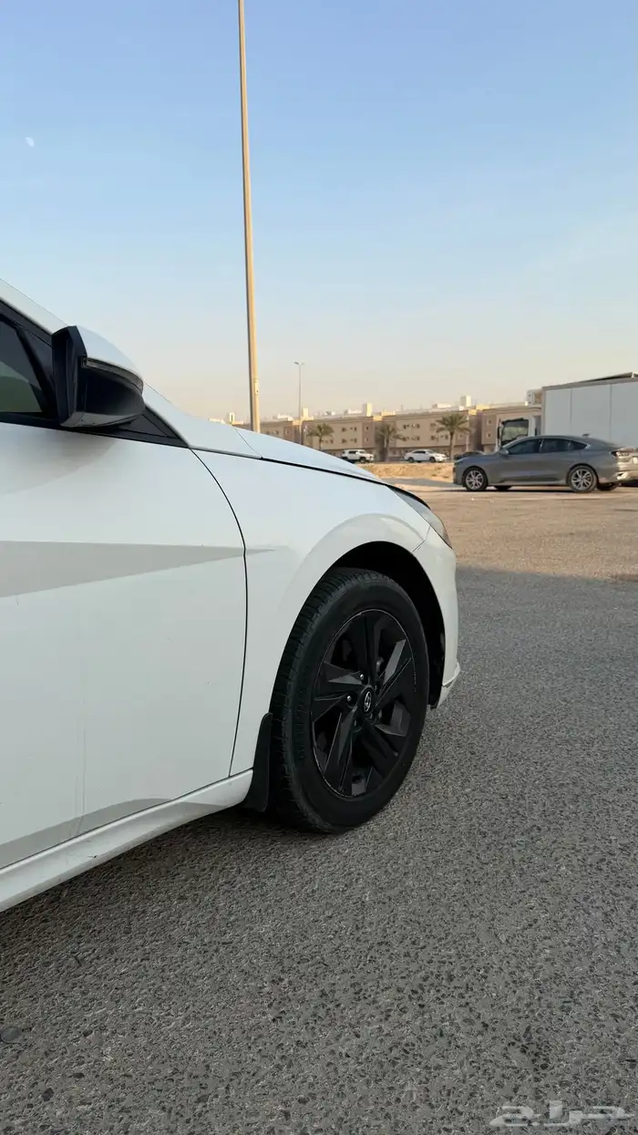 للبيع انترا 2023 سمارت 7