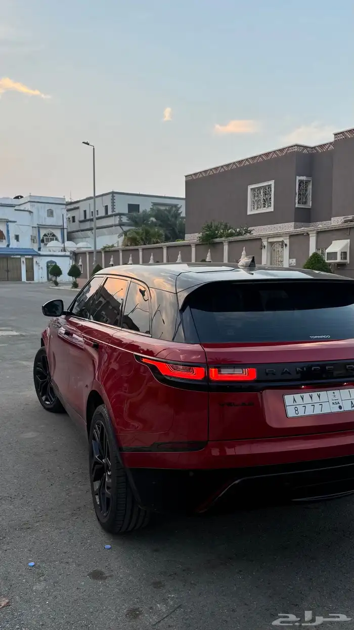 رنج روفر فيلار 7