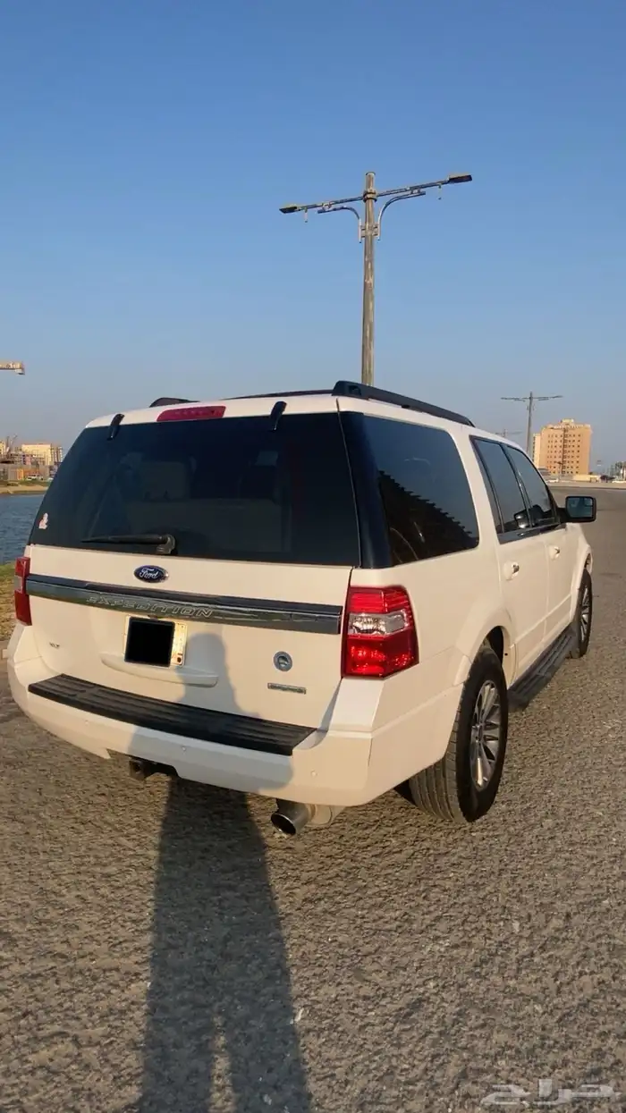 فورد اكسبديشن XLT بدون دبل 9