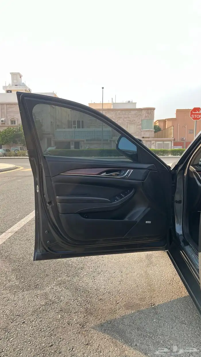 كاديلاك CTS 2015 ممشى 220 6