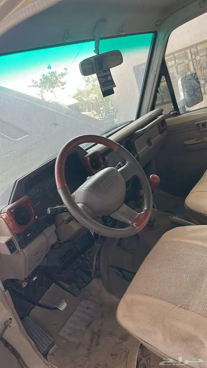 للبيع قطع غيار جيب شاص 4