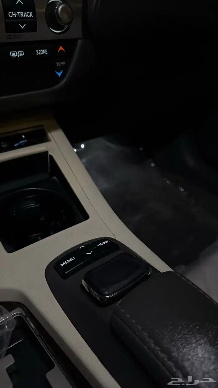 للبيع لكزس es350 2015 16