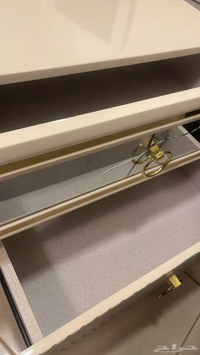 طاوله كومدينه جديده ثنتين 0