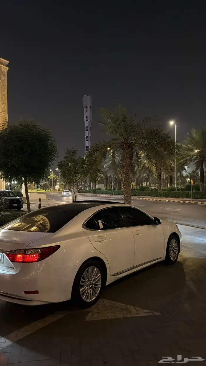 للبيع لكزس es350 2015 5