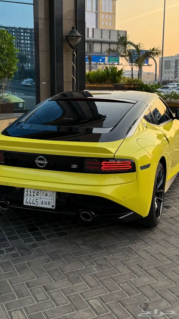 نيسان زد 2024 فل 5