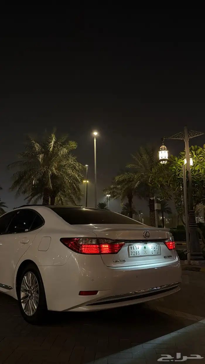 للبيع لكزس es350 2015 3