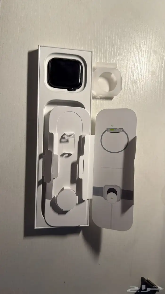 ساعة آبل SE 2024 للبيع 3