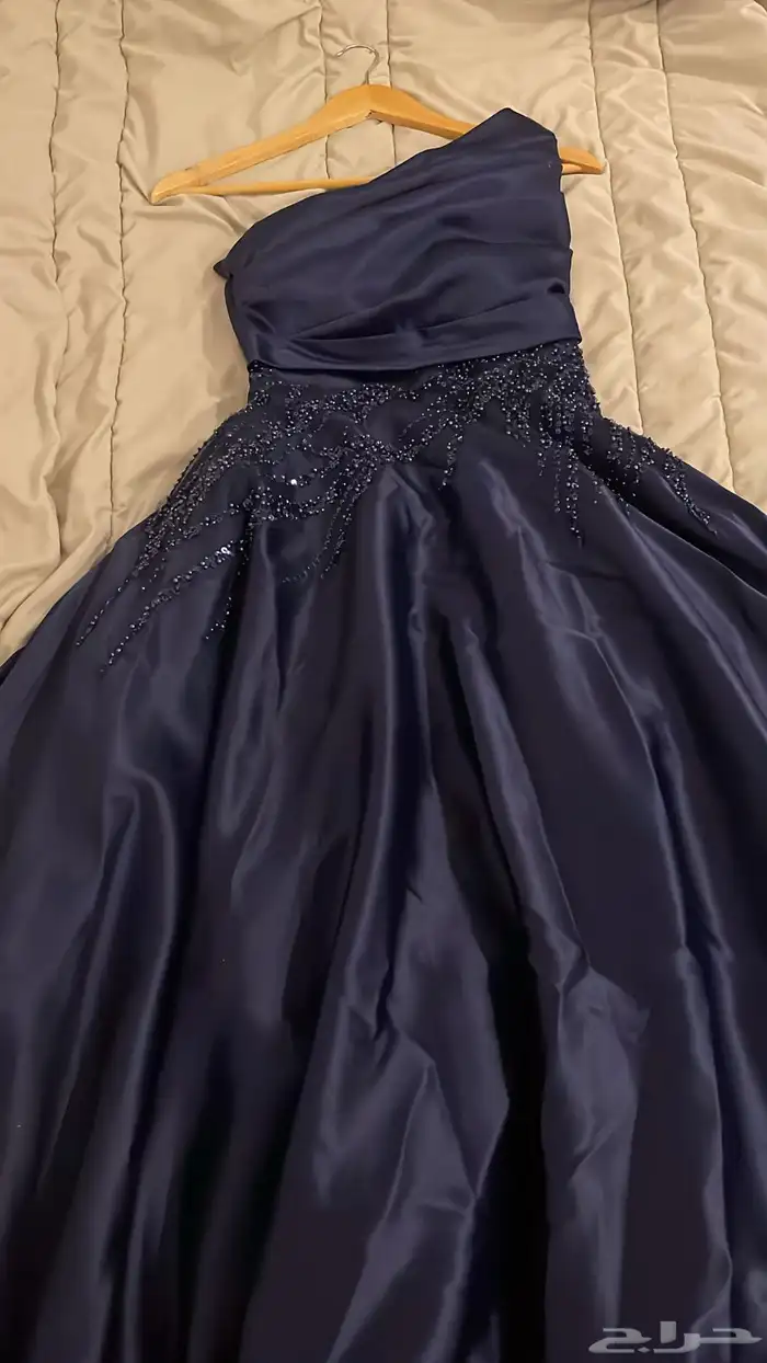 فستان سهرة لبسة وحدة 0