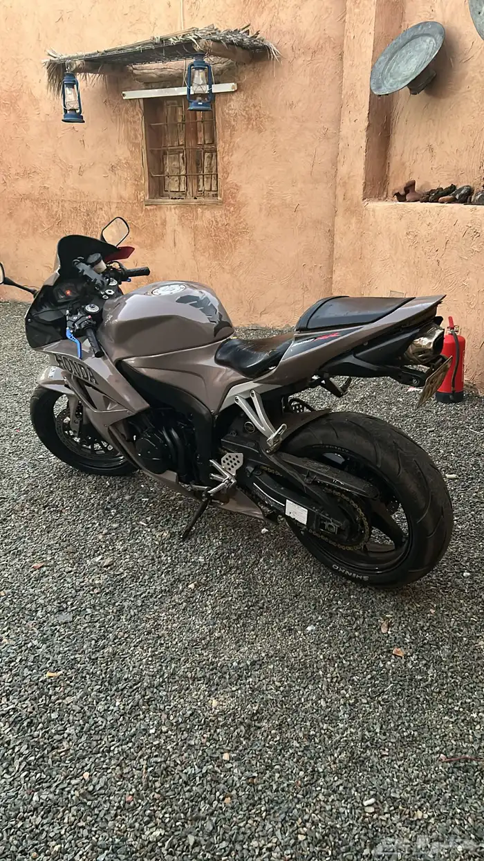 دباب ريس هوندا 600 RR 4
