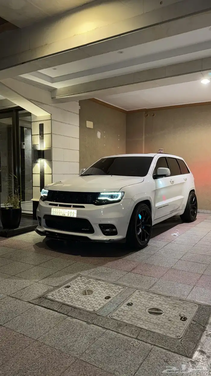 جيب شروكي SRT 5