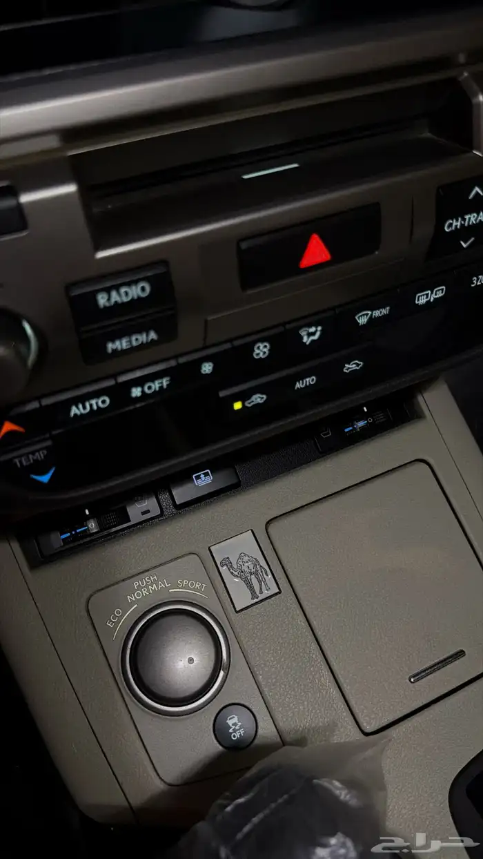 للبيع لكزس es350 2015 18