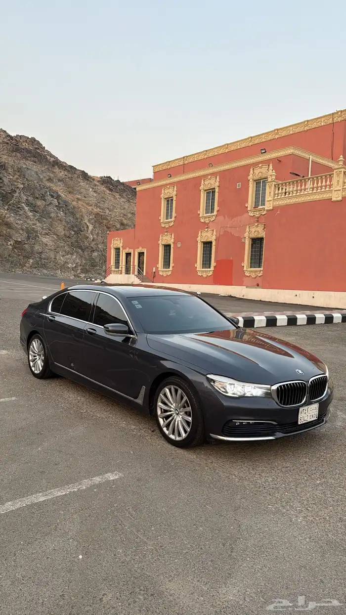 BMW 2016 730 بودي ومحركات وكالة فئة البزنس كلاس 0