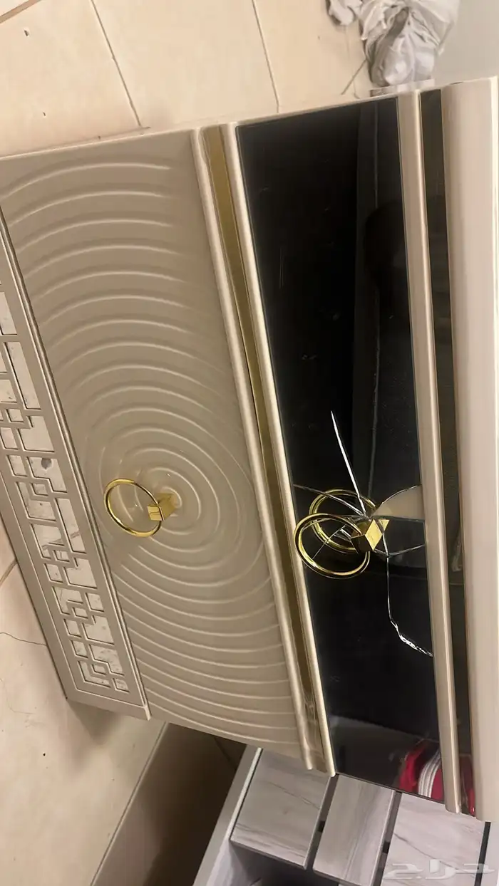 طاوله كومدينه جديده ثنتين 2