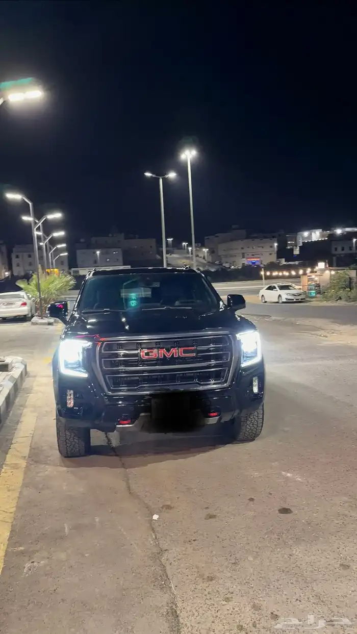 جمس يوكن 2022 AT4 ماشي 31000 نظيف جدا 1