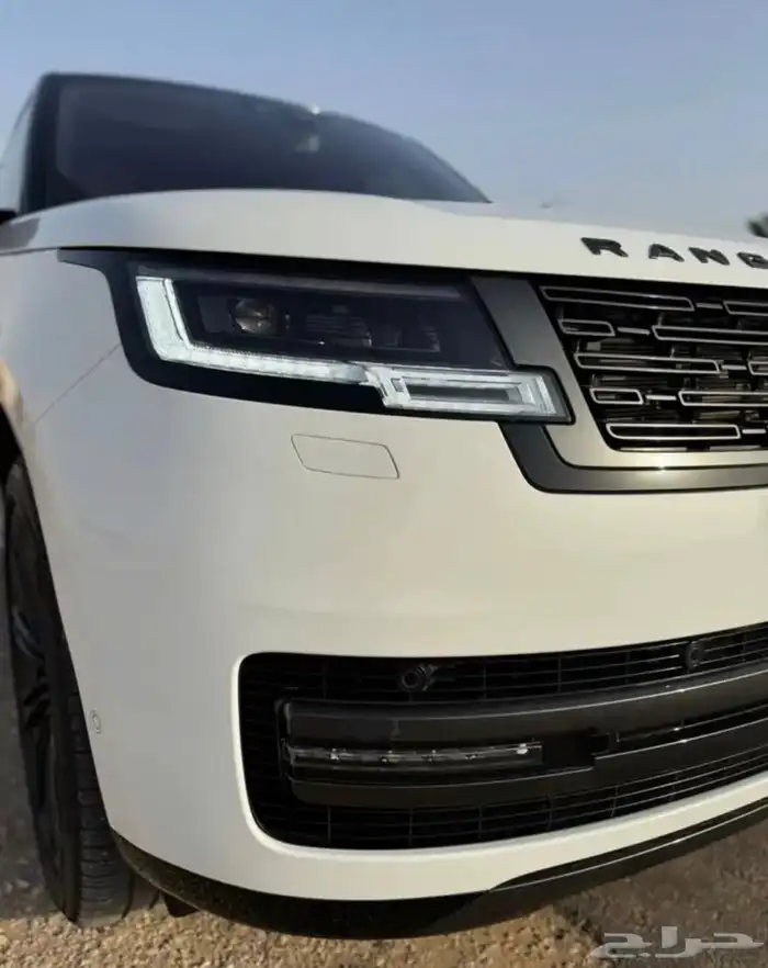 للبيع لاند روفر رنج فوج HSE 2023 وارد قطر 0