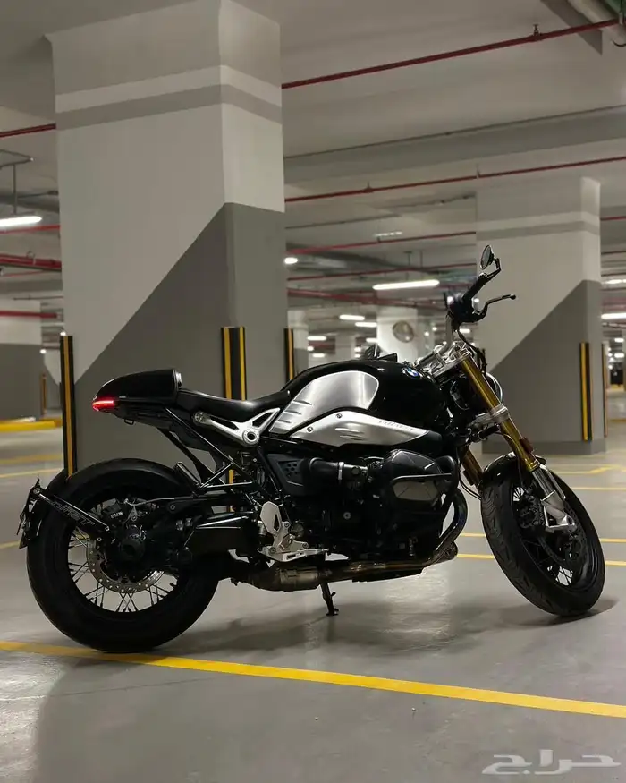 BMW R NINE T 3