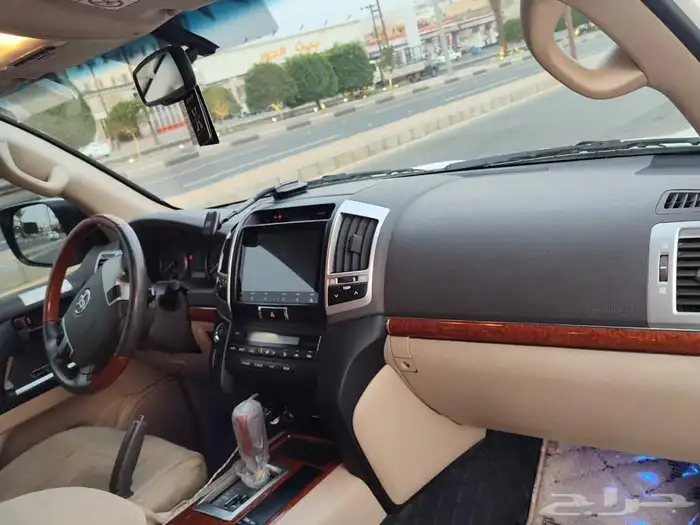 لاندكروزر 2015 مخزن 7