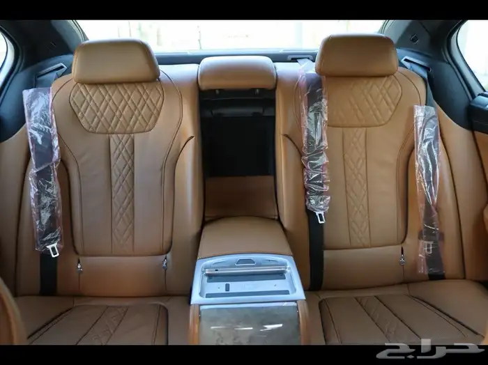 للبيع BMW 730li Mkit 2021 نظيفة بكالة الوكالة . 22